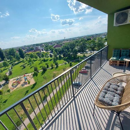 Panoramic Apartments Oradea Extérieur photo